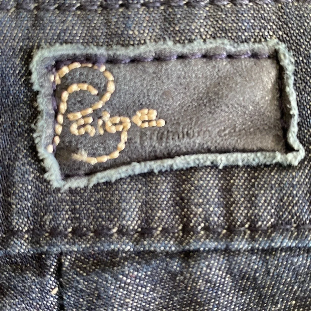 Paige cuffed dressy jean shorts dark wash size 25